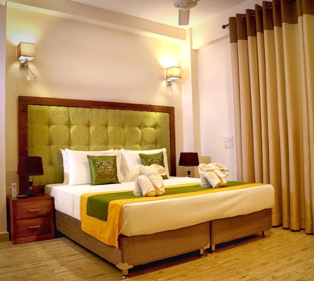 Hotel Vendol Maliga Edge à Kandy Extérieur photo
