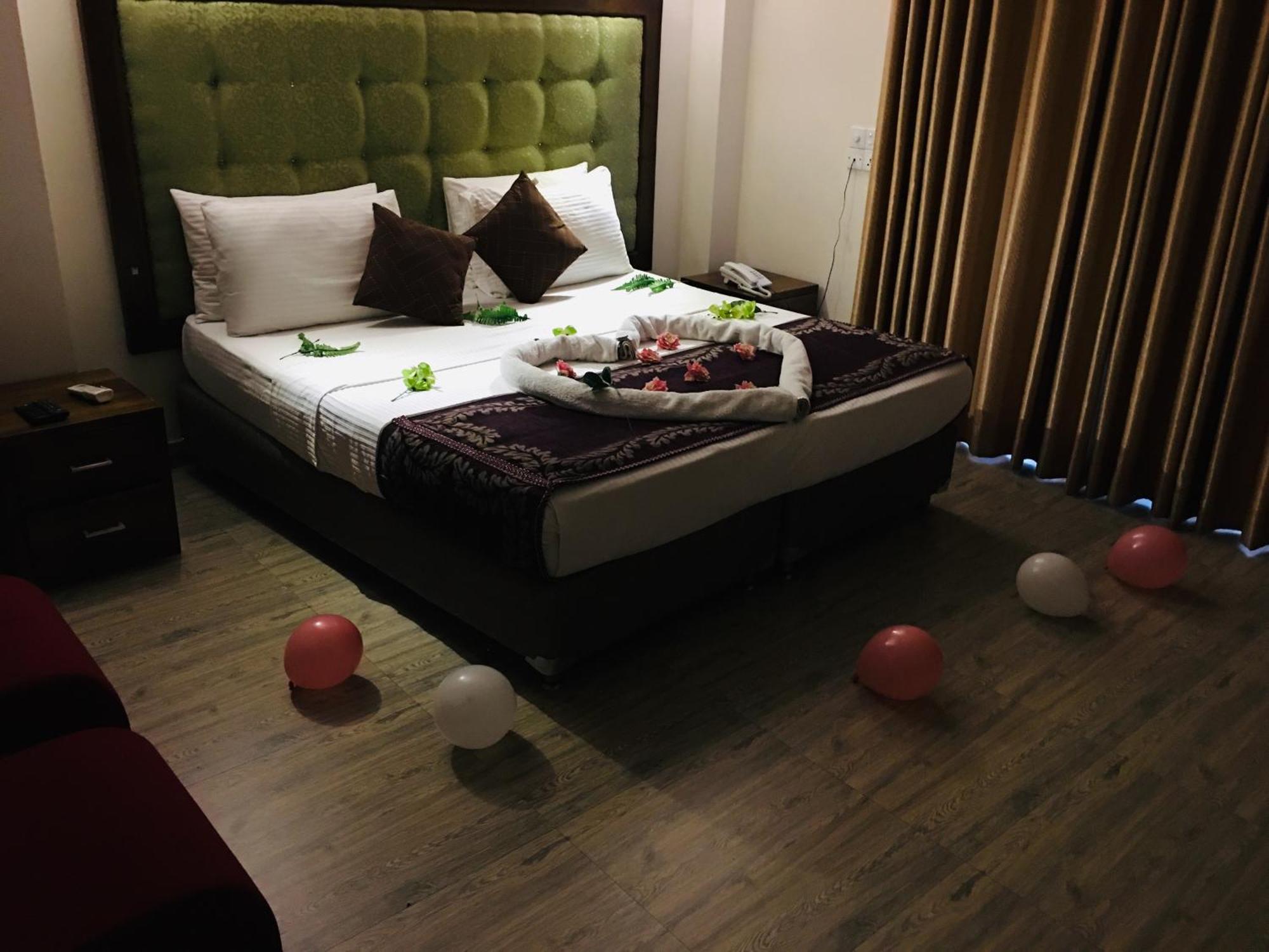 Hotel Vendol Maliga Edge à Kandy Extérieur photo